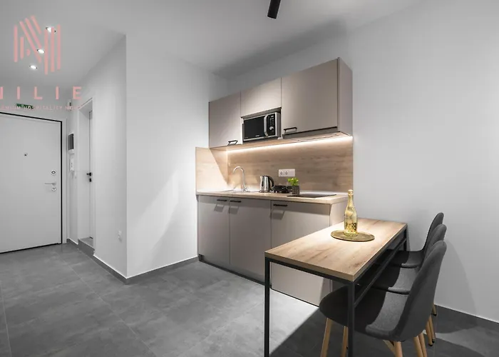 דירה P30, Nilie Hospitality Mgmt
