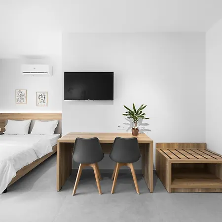 P30, Nilie Hospitality Mgmt