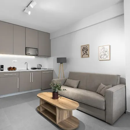 P30, Nilie Hospitality Mgmt Thessaloniki