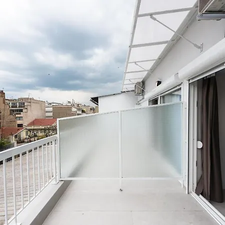 P30, Nilie Hospitality Mgmt