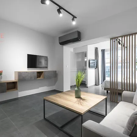 P30, Nilie Hospitality Mgmt